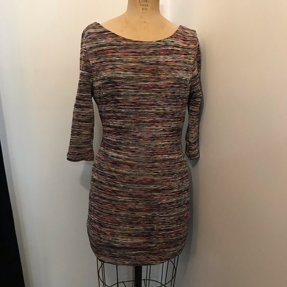 Lily Rose Low Back 3/4 Sleeve Scoop Neck Dress - Picture 3 of 8